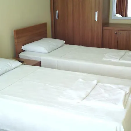 Nocleg ze śniadaniem Gray Wolf 5*