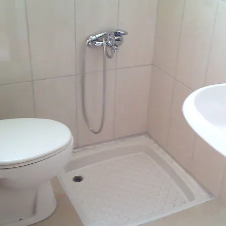 فندق مبيت وإفطار Gray Wolf